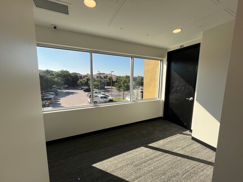 More Photos Of 15004 Avery Ranch Blvd, Austin Medical For Lease