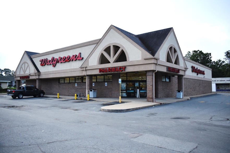 Primary Photo Of 5917 Baseline Rd, Little Rock Drugstore For Lease