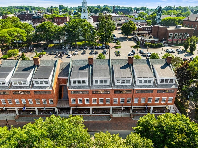 More Photos Of 1 Merrimac St, Newburyport Apartments For Lease