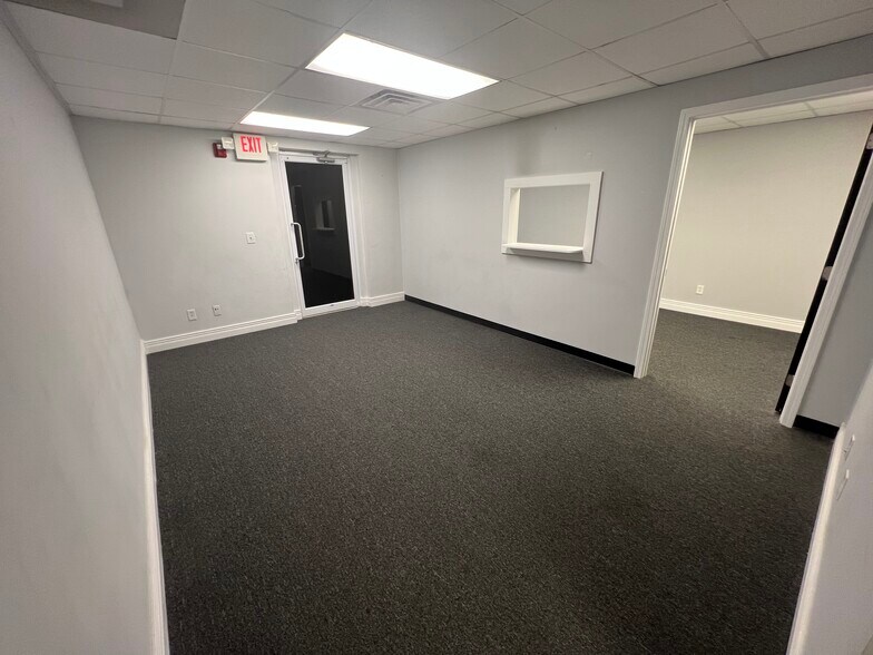 More Photos Of 3390 Kori Rd, Jacksonville Medical For Lease