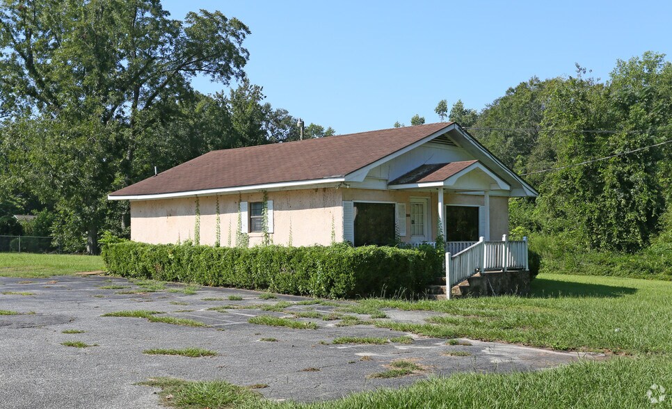 More Photos Of , Thomasville General Retail For Sale