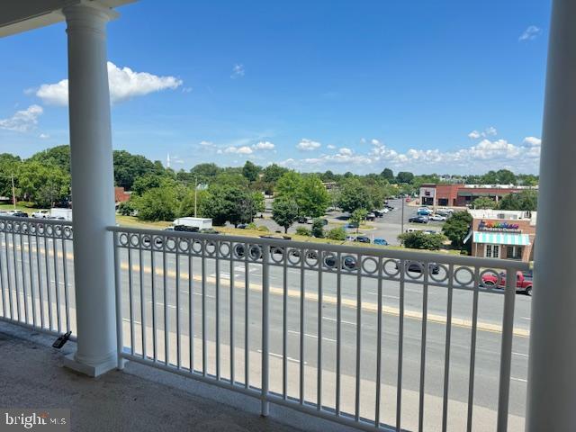 More Photos Of 13885 Hedgewood Dr, Woodbridge Office Residential For Sale