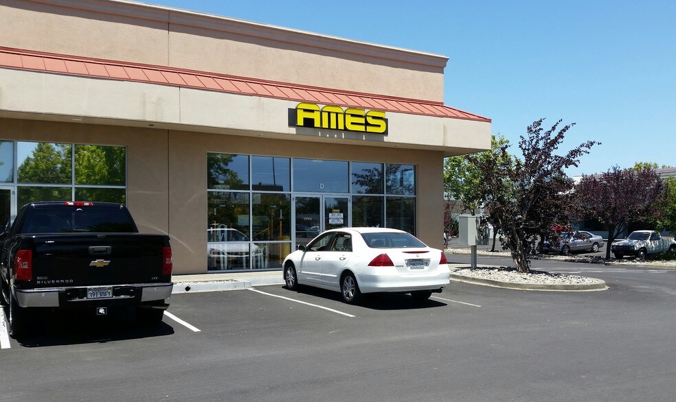 More Photos Of 5420 State Farm Dr, Rohnert Park Light Manufacturing For Lease