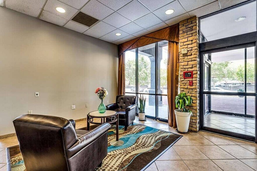 More Photos Of 221 E Kellogg St, Wichita Hotel For Sale
