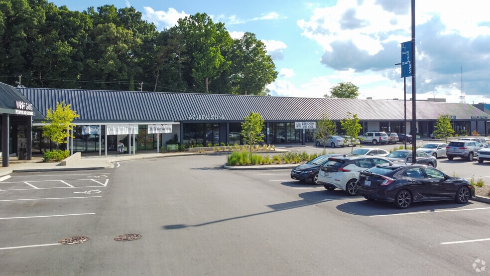 More Photos Of 2409 Crabtree Blvd, Raleigh General Retail For Lease