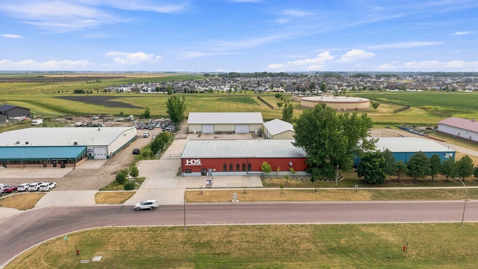 More Photos Of 5936 53rd Ave, Fargo Warehouse For Sale