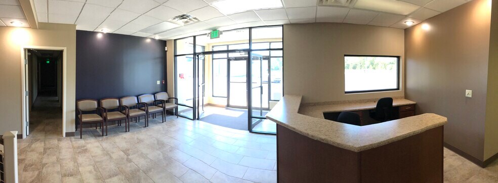 More Photos Of 1670 E Davis Dr, Terre Haute Warehouse For Lease