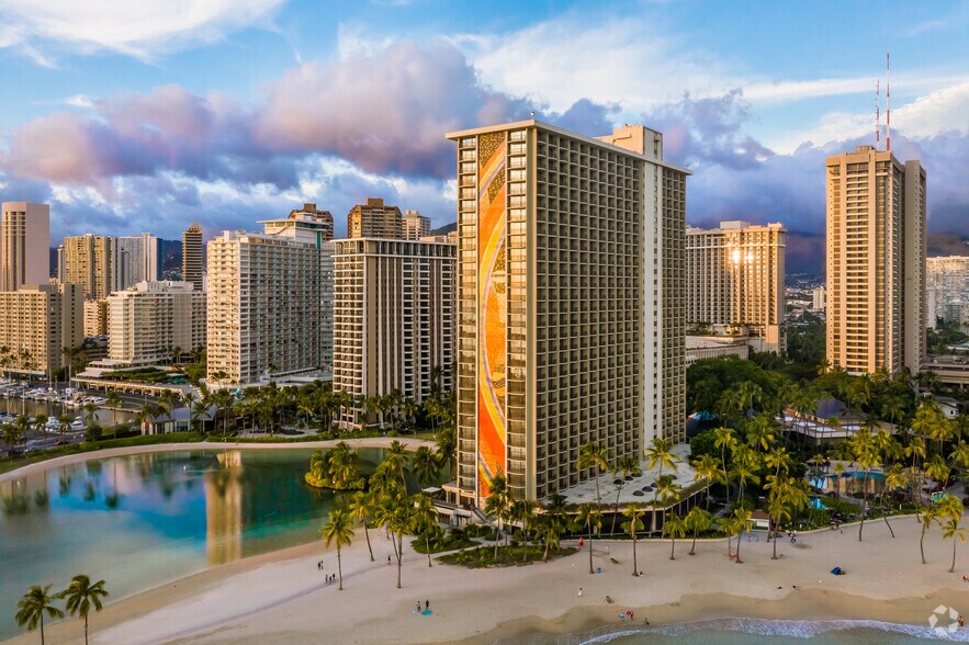 More Photos Of 2005 Kalia Rd, Honolulu Hotel For Lease