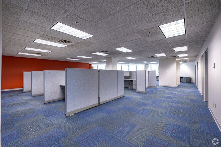 More Photos Of 651 Perimeter Dr, Lexington Office For Lease