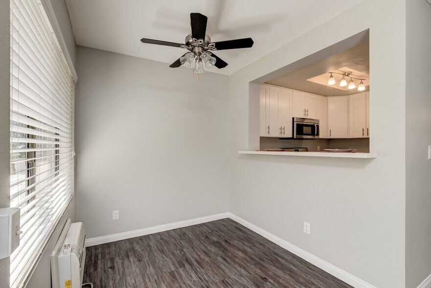 More Photos Of 1318 N Mansfield Ave, Los Angeles Apartments For Sale