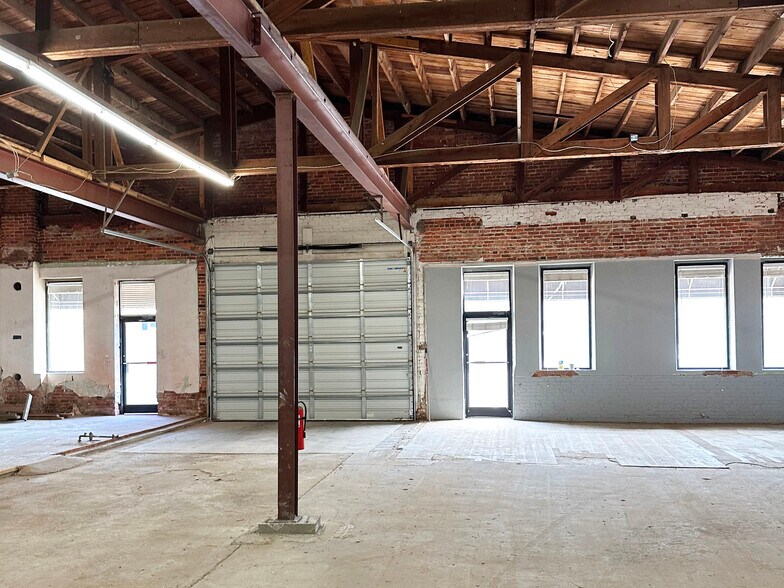 More Photos Of 120 W Vance St, Zebulon Warehouse For Sale