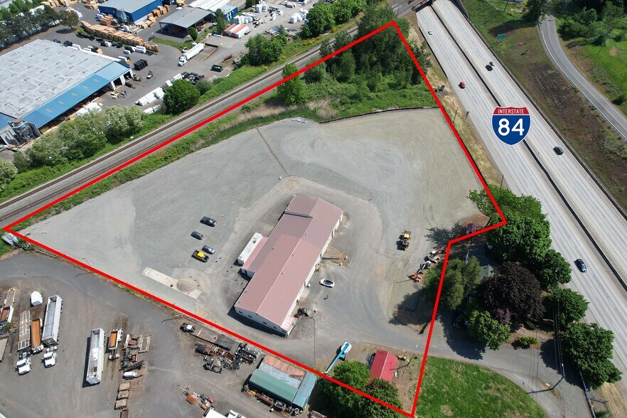 More Photos Of 24435 NE Sandy Blvd, Wood Village Manufacturing For Lease