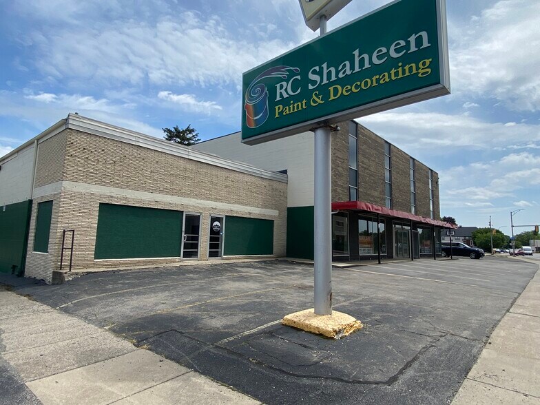 More Photos Of 1400 St Paul St, Rochester Showroom For Sale