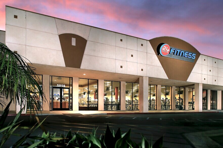 Primary Photo Of 5858 Warner Ave, Huntington Beach Freestanding For Sale