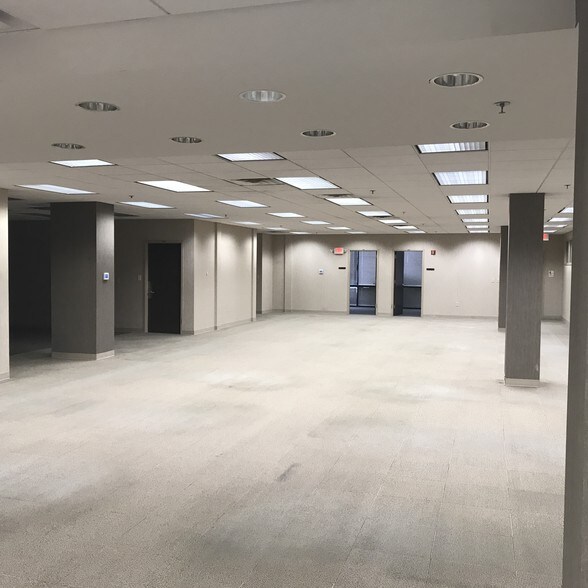 More Photos Of 8325 US 70 Bus Hwy W, Clayton Flex For Lease