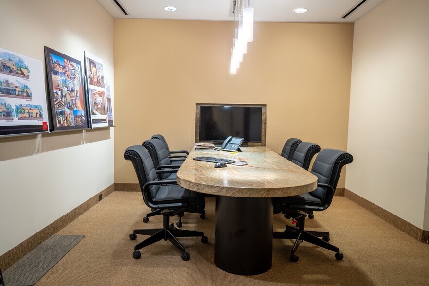 More Photos Of 4130 E Van Buren St, Phoenix Office For Lease