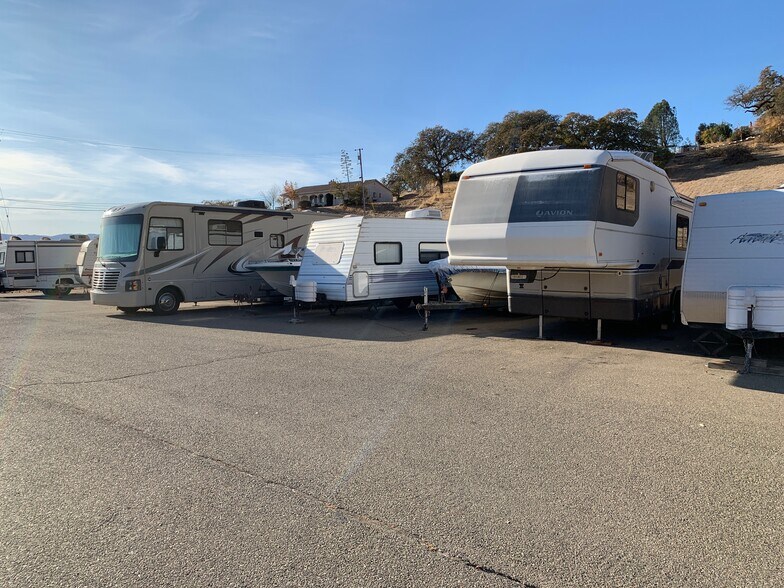 More Photos Of 2544 E State Hwy 20, Nice Self Storage For Sale