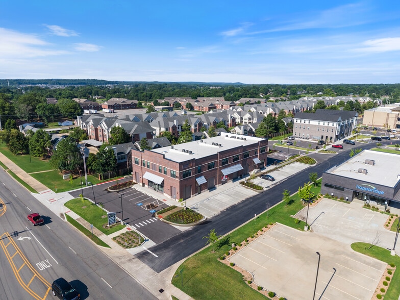 More Photos Of 825 S Donaghey Ave, Conway Storefront Retail Residential For Lease