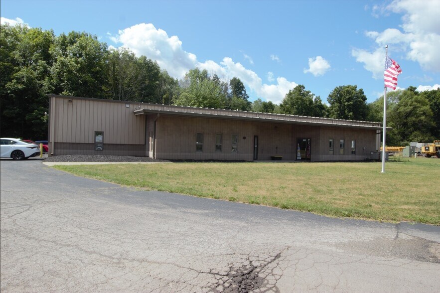 More Photos Of 47 Turner Dr, Spencerport Warehouse For Sale