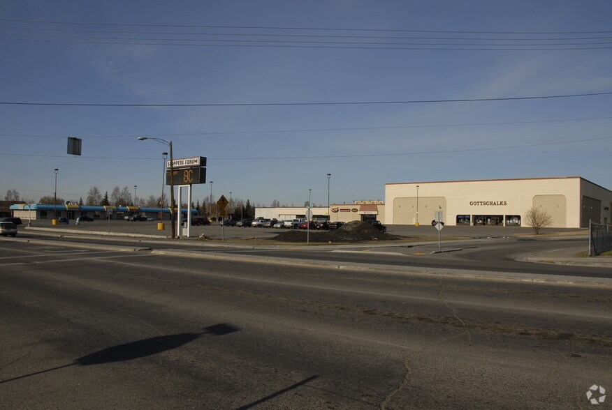 Primary Photo Of 1255 Airport Way, Fairbanks Unknown For Lease
