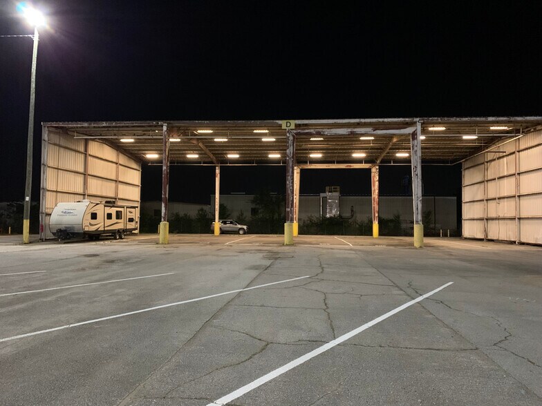 More Photos Of 1523 Midfield Industrial Blvd, Birmingham Distribution For Lease
