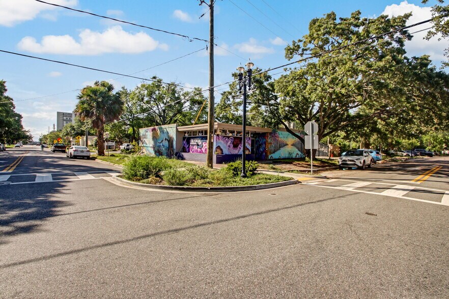 More Photos Of 1503 Oak St, Jacksonville Medical For Sale