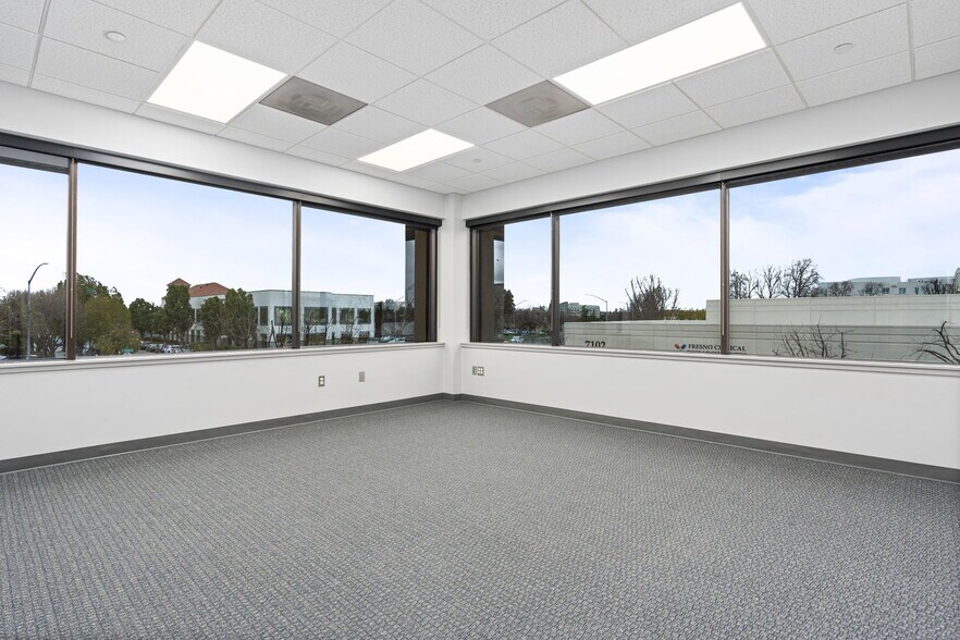 More Photos Of 7060 N Fresno St, Fresno Office For Lease