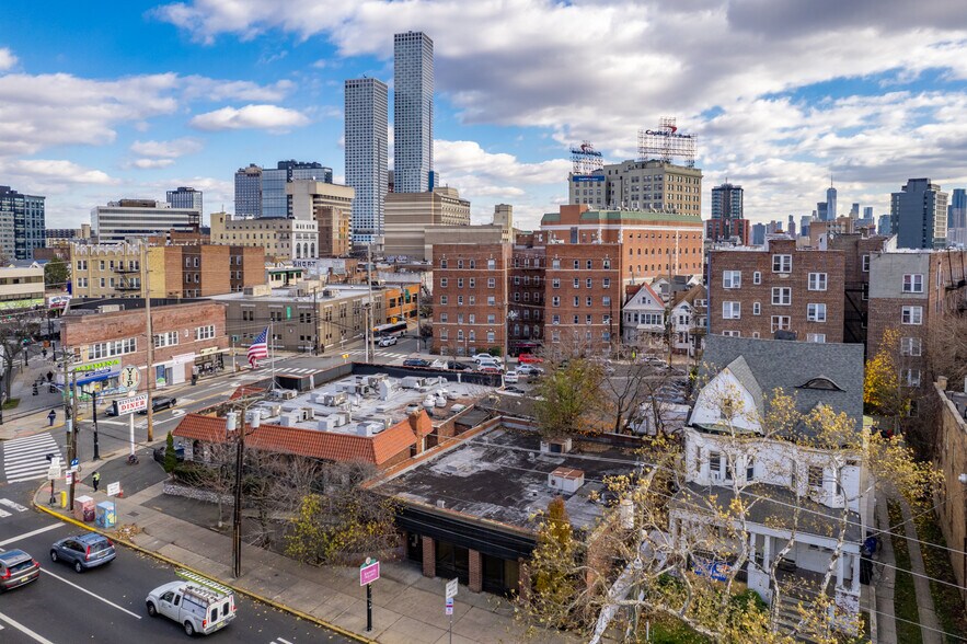 More Photos Of 2784 John F Kennedy Blvd, Jersey City Office For Sale