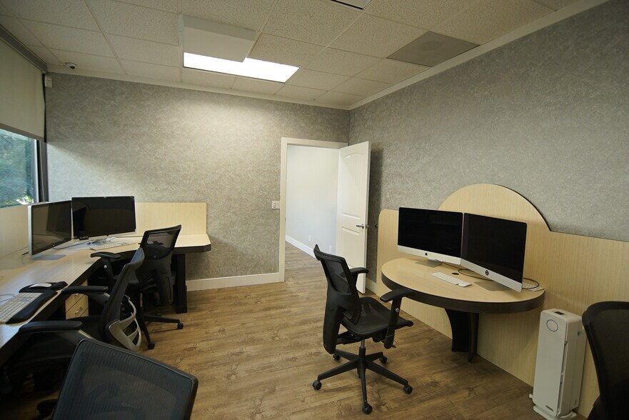 More Photos Of 6345 Auburn Blvd, Citrus Heights Office For Lease