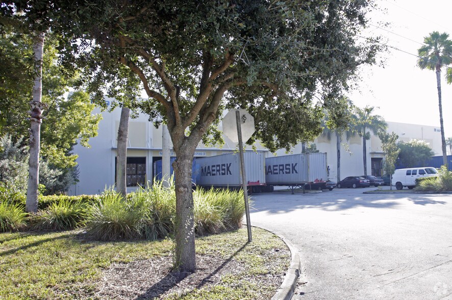 More Photos Of 3150 NW 107th Ave, Miami Warehouse For Lease
