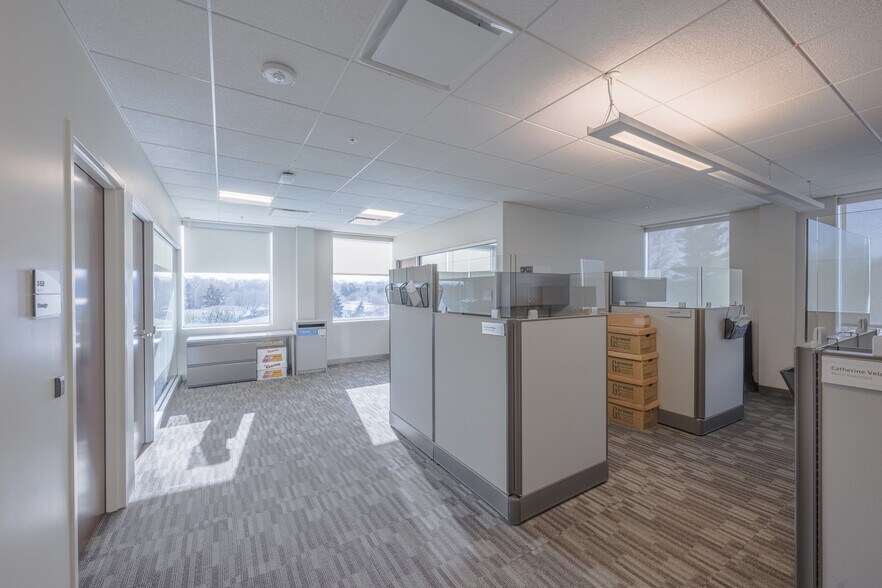 More Photos Of 1 Coastway Blvd, Warwick Office For Sale