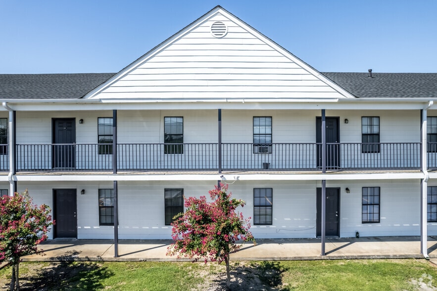 More Photos Of 1565 Fitzgeralds Blvd, Robinsonville Apartments For Sale