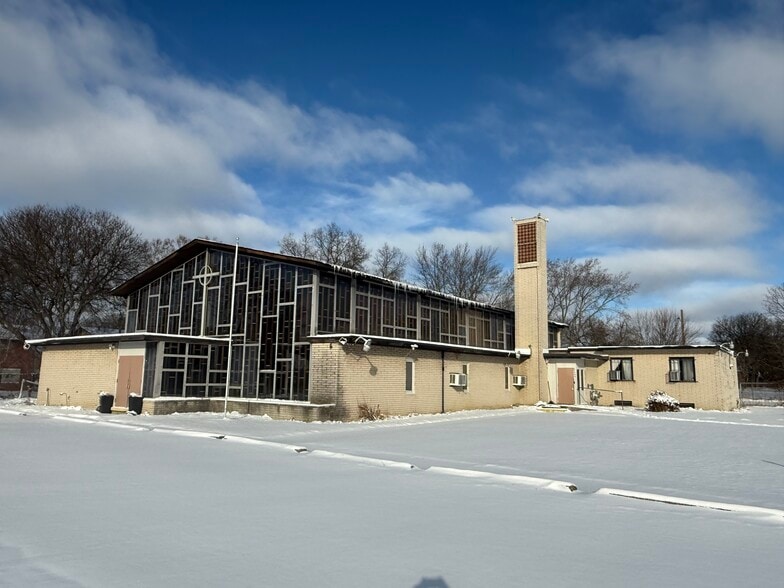 Primary Photo Of 27800 Annapolis Ave, Inkster Religious Facility For Sale