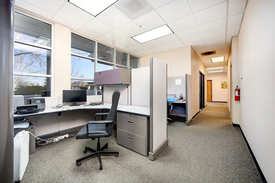 More Photos Of 951 Reserve Dr, Roseville Medical For Sale