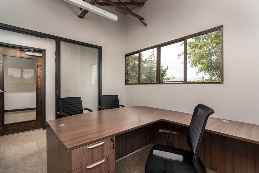 More Photos Of 11311 Arcade Dr, Little Rock Office For Lease