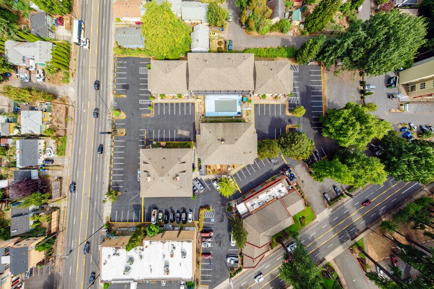 More Photos Of 8247 NE Sandy Blvd, Portland Hotel For Sale