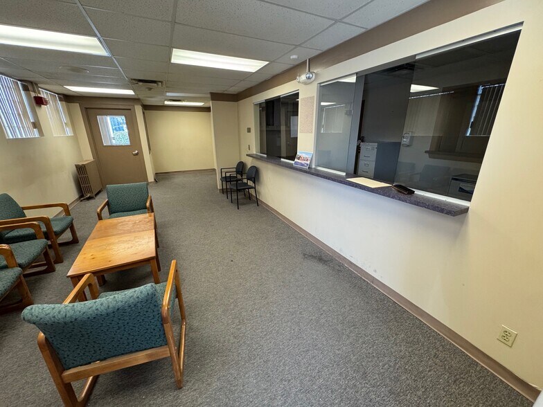 More Photos Of 2025 Swift Ave, North Kansas City Medical For Lease