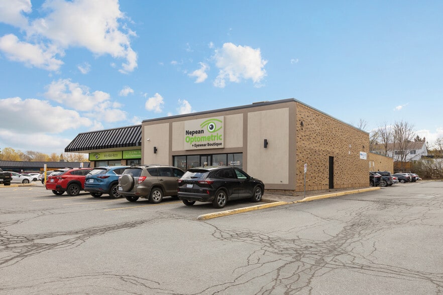 More Photos Of 2190-2194 Robertson Rd, Ottawa Freestanding For Sale