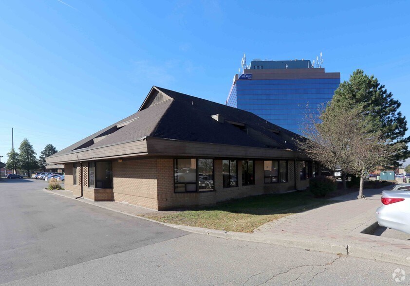 More Photos Of 5 Director Ct, Vaughan Unknown For Lease