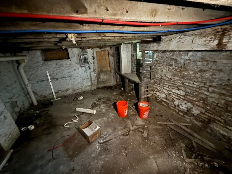 More Photos Of 2450 River Rd, Cincinnati Multifamily For Sale