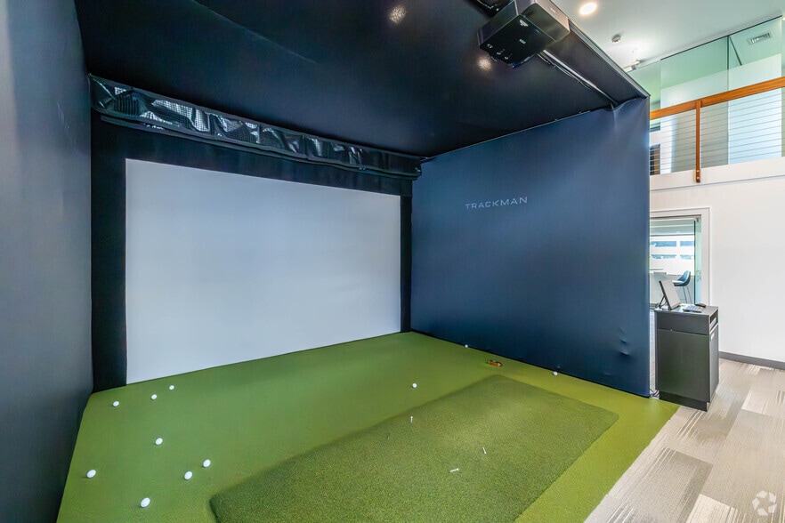 More Photos Of 682 US-202, Bridgewater Office For Sale