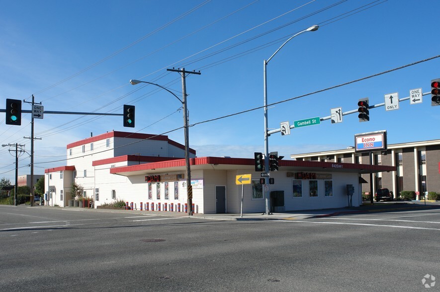 Primary Photo Of 642 E 5th Ave, Anchorage Hotel For Sale