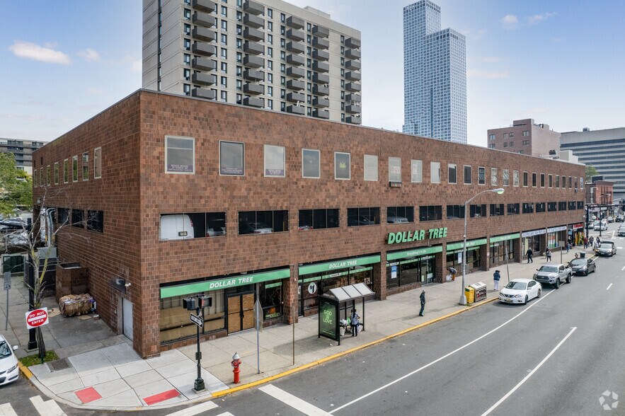 More Photos Of 3000 Kennedy Blvd, Jersey City Office For Lease