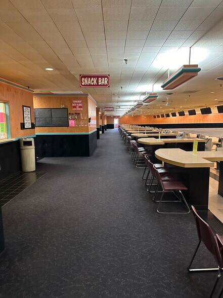 More Photos Of 6833 E Massachusetts Ave, Indianapolis Bowling Alley For Sale