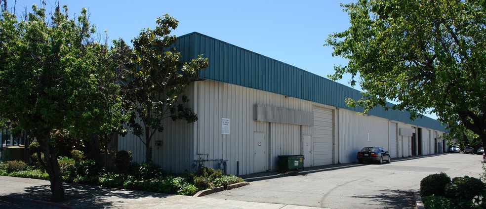 More Photos Of 25711-25789 Dollar St, Hayward Manufacturing For Lease