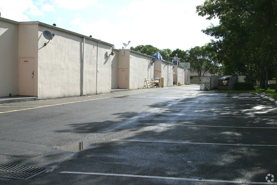 More Photos Of 5400-5450 W Atlantic Blvd, Margate Unknown For Lease