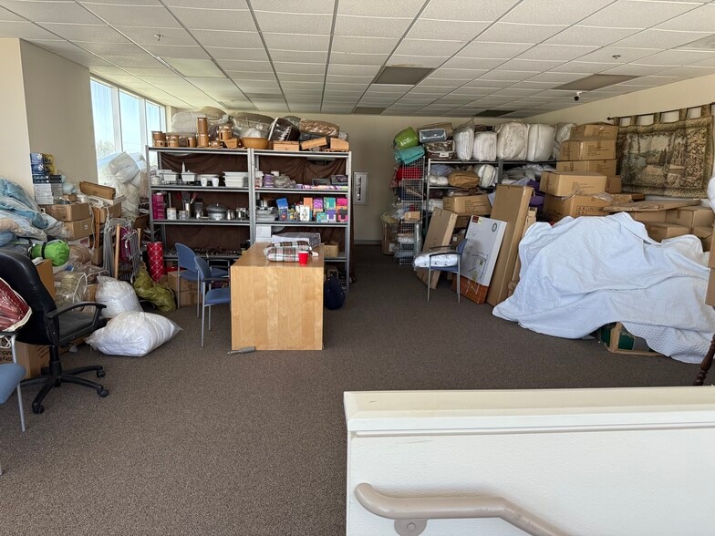 More Photos Of 3351B Grapevine St, Jurupa Valley Manufacturing For Sale