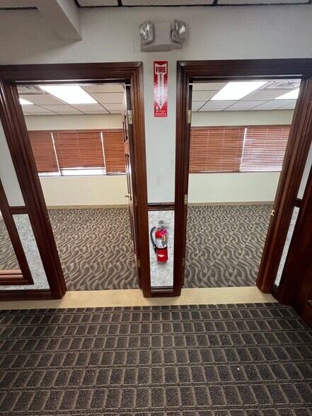 More Photos Of 2095 N Andrews Ave, Pompano Beach Light Manufacturing For Lease