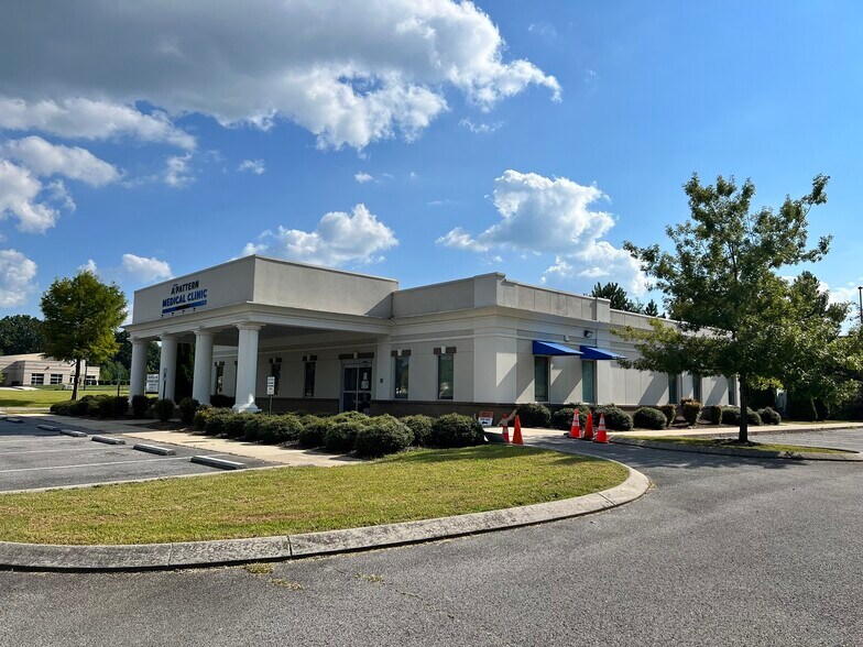 More Photos Of 5545 Little Debbie Pky, Ooltewah Medical For Sale