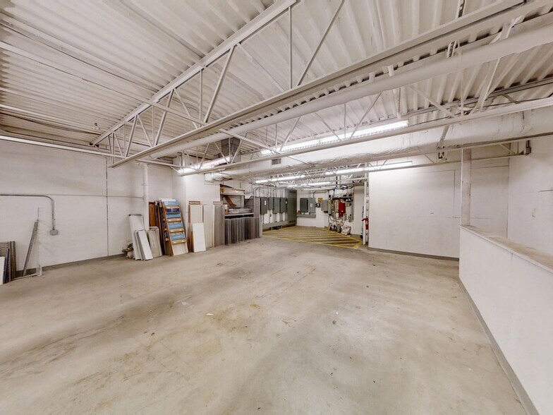 More Photos Of 5430 Peach St, Erie Drugstore For Sale